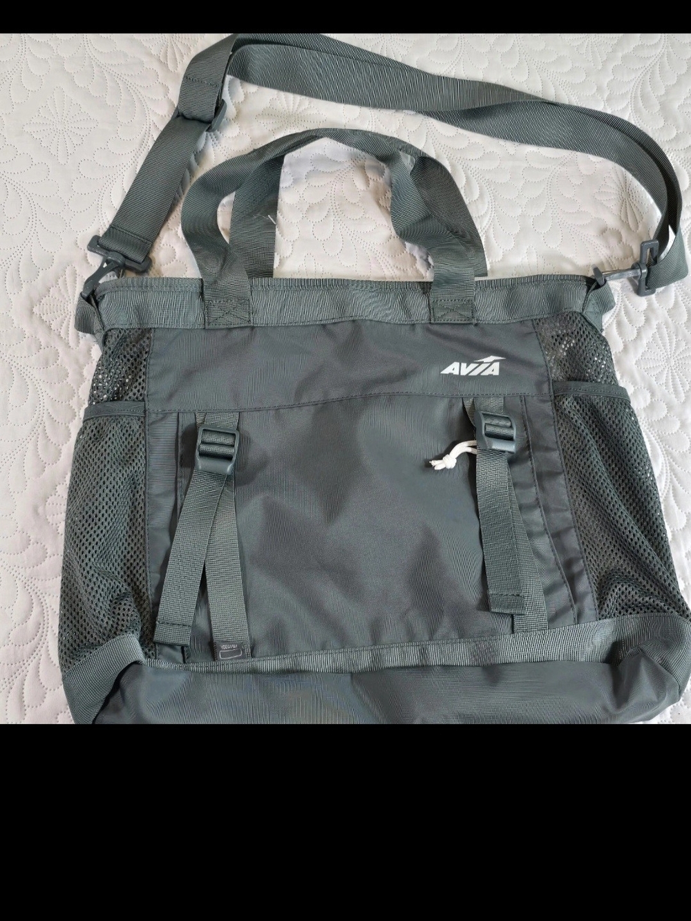 Avia 24L Tote Bag Balsam Green Gym Travel Utily Crossbody Shoulder NWOT
